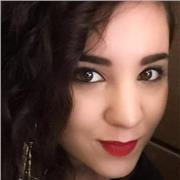 Laureata in farmacia e specializzata in scienza e tecnologie cosmetiche impartisce lezioni di Biologia, chimica e scienze dell'alimentazione e nutrizione umana